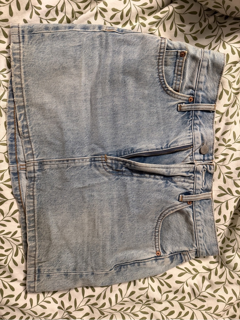 Denim Forum 90’s Ricci Skirt - Light Wash Denim